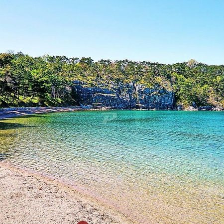 Villa Masha Omisalj Bagian luar foto