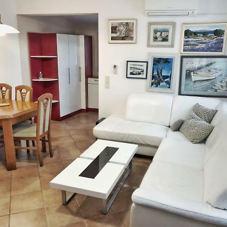 Villa Masha Omisalj Bagian luar foto